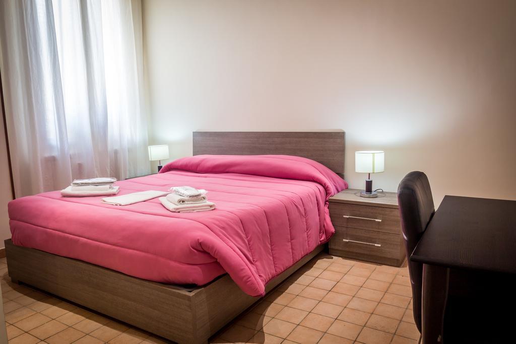 San Pietro'S Home Рим Екстериор снимка